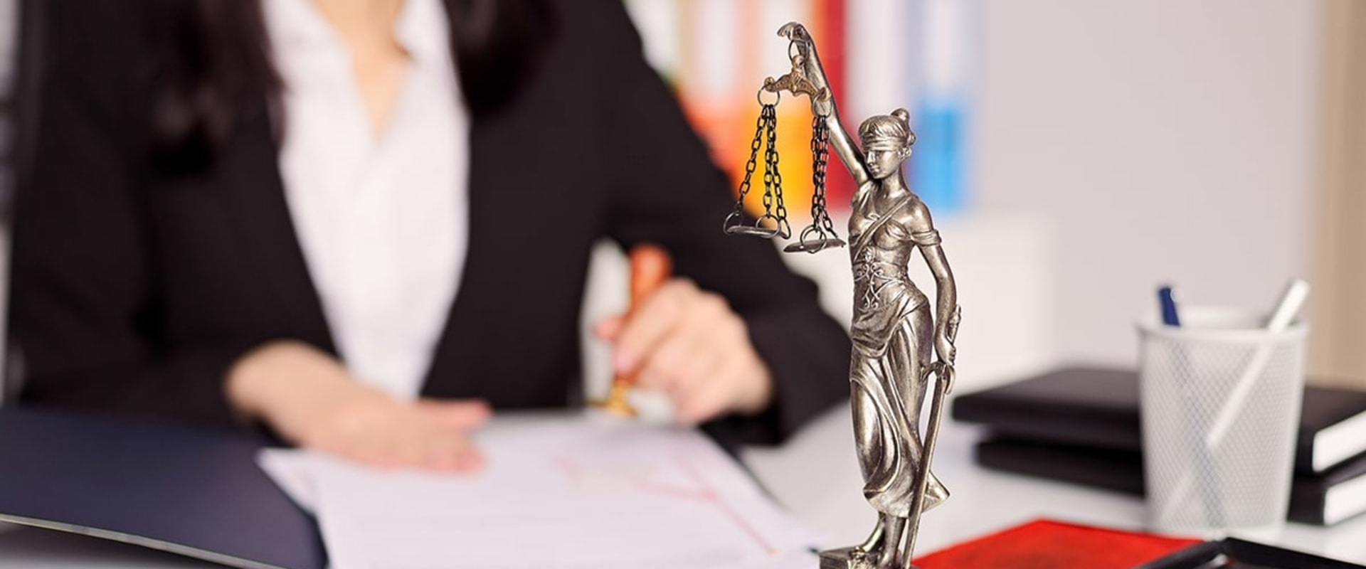 What is the highest paying type of attorney?